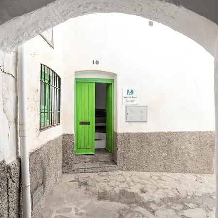 Pretty Townhouse In Tatil Evi Cómpeta